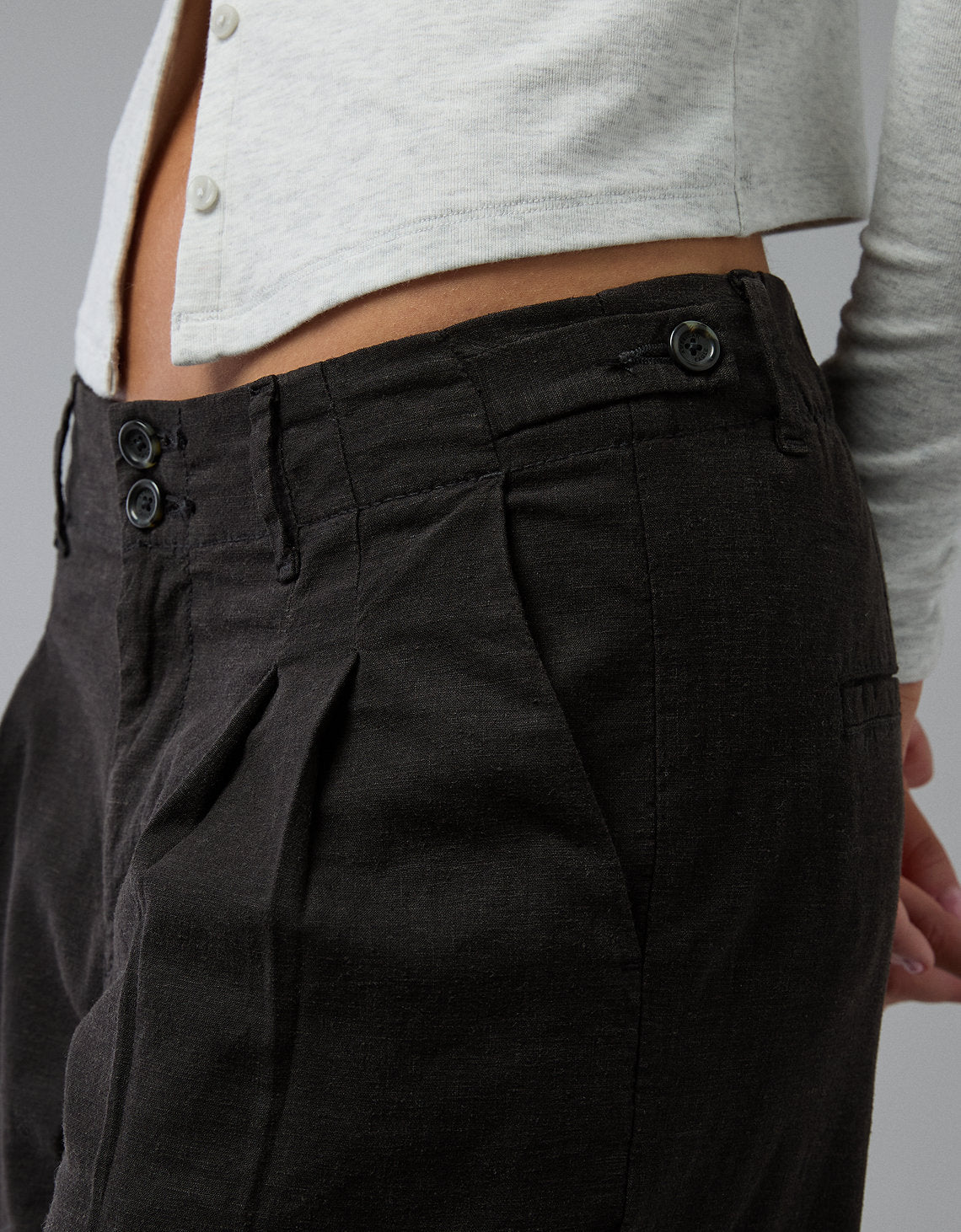 Pantalón tiro alto ancho de mujer AE - Negro 0462_5385_001_os