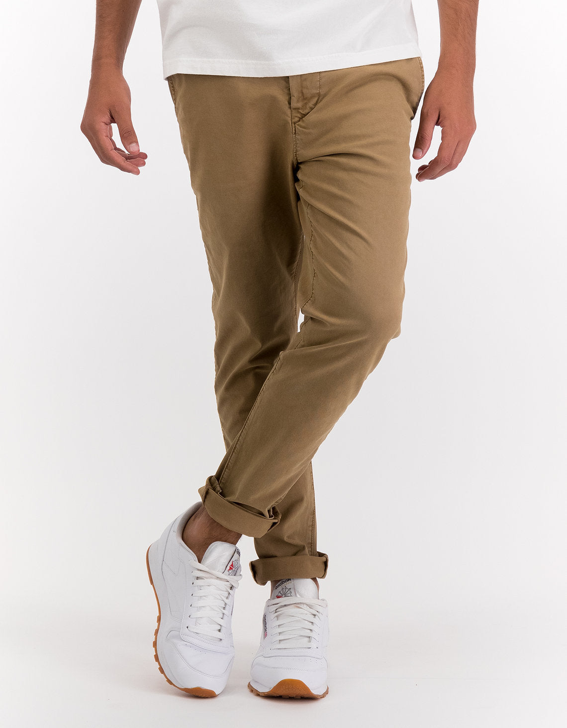 Pantalón Slim Hombre AE - Caqui 1120_4603_238_of
