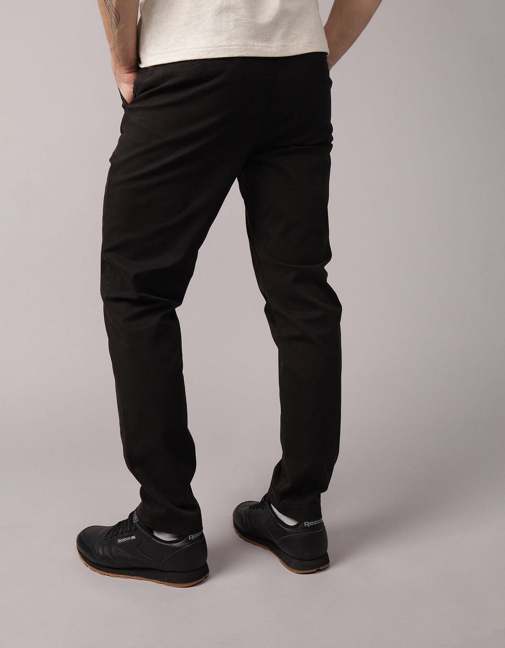 Pantalón Slim Chino Lived-In Ae - Negro 1120_5191_001_ob