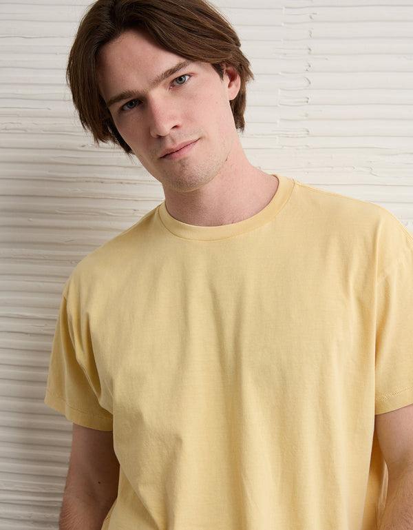 Camiseta ajustada desgastada Ae. - Amarillo