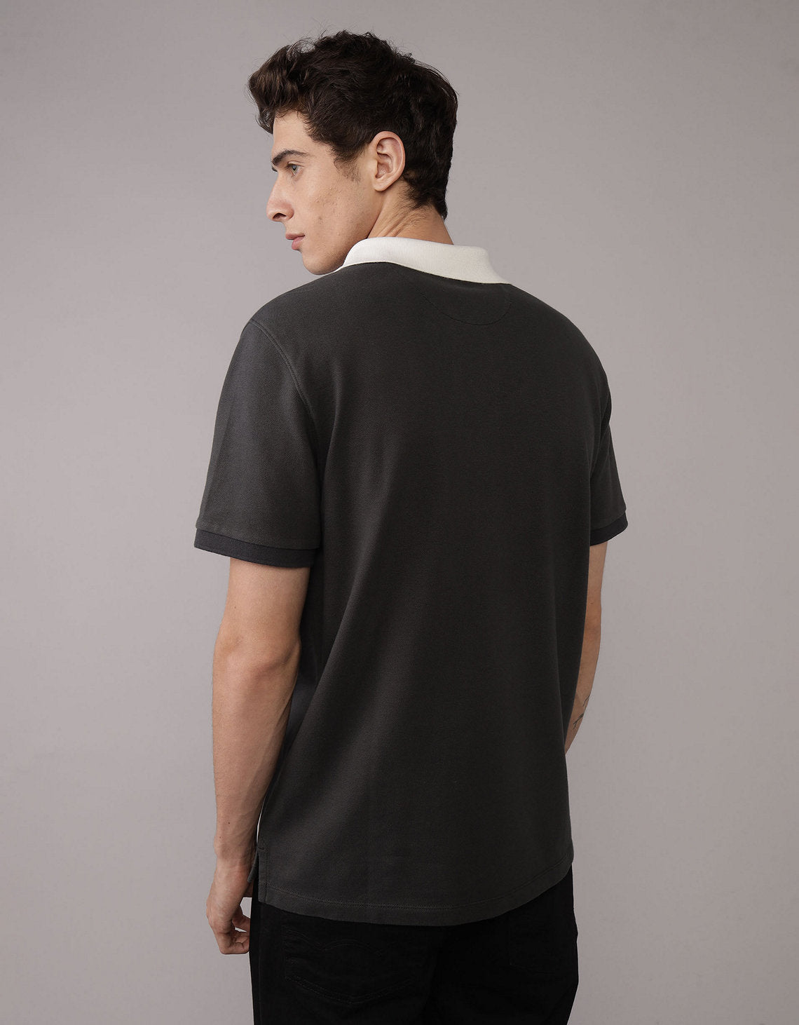 Camiseta Tipo Polo Slim Fit Ae - Negro 1165_4882_167_ob