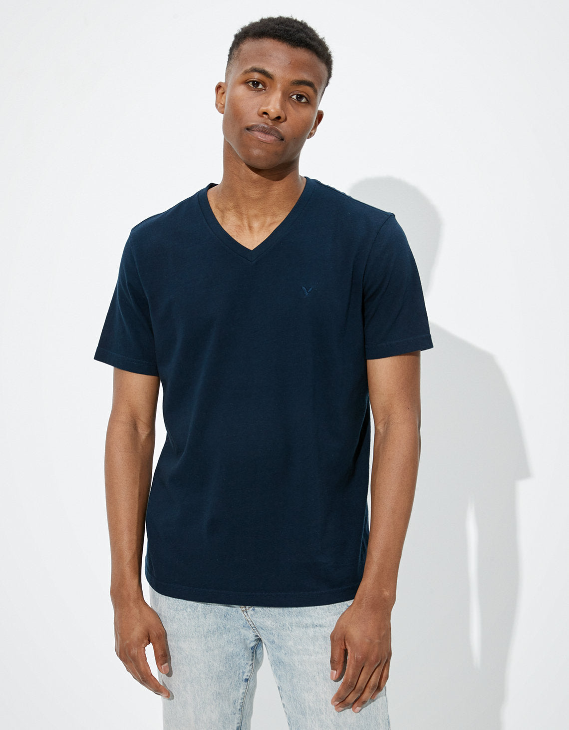 Camiseta Ae súper suave, cuello V - Azul 1177_1541_410_of