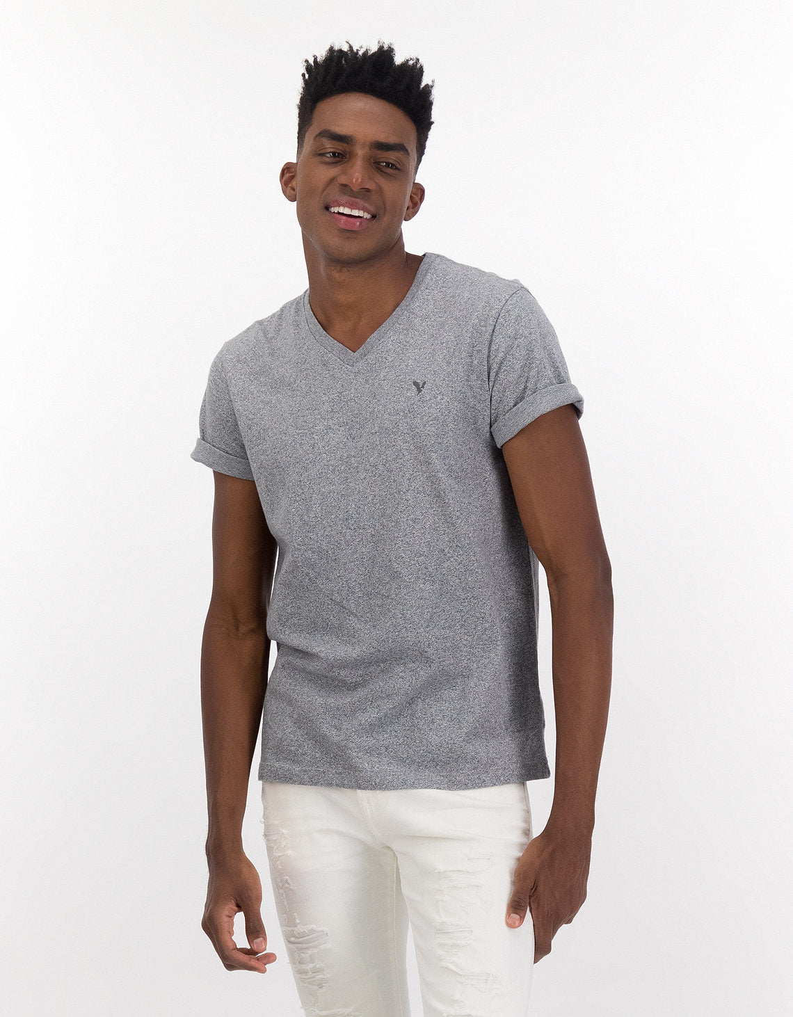 Camiseta con cuello en V de Ae - Gris 1177_1758_006_of