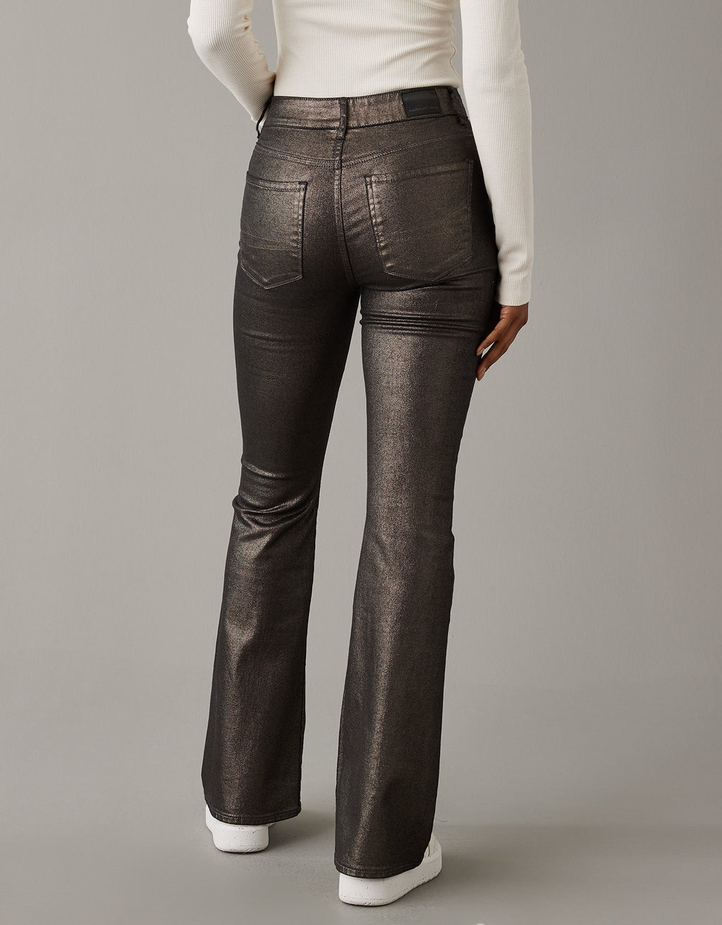 Pantalón AE Flare de cuero vegano con elástico de tiro alto - Plateado 1325_5055_013_ob