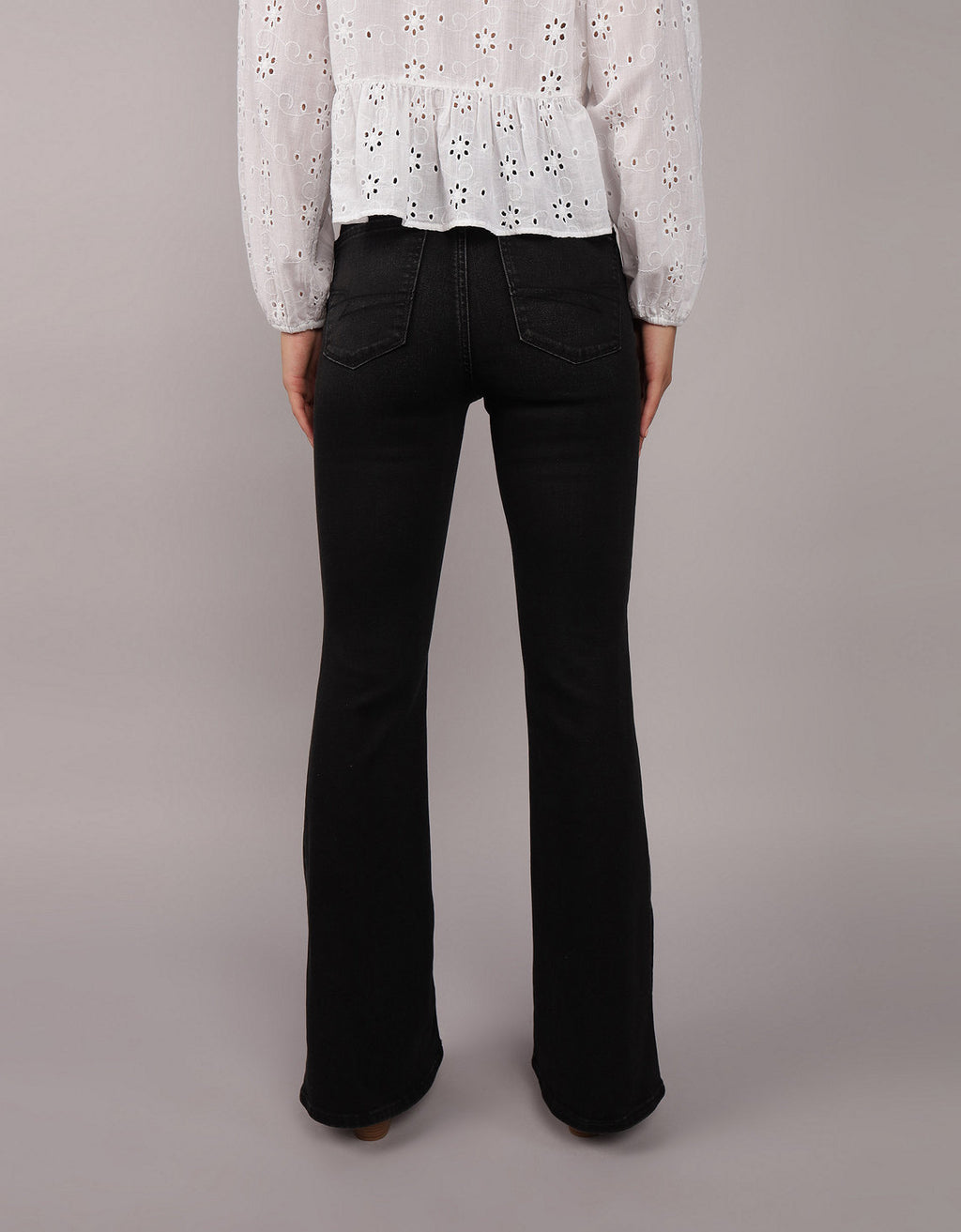 Jean Flare Tiro Alto Mujer AE - Negro 1432_5290_081_ob