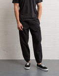 Jogger técnico Ae 24/7 - Negro 2123_5331_001_of