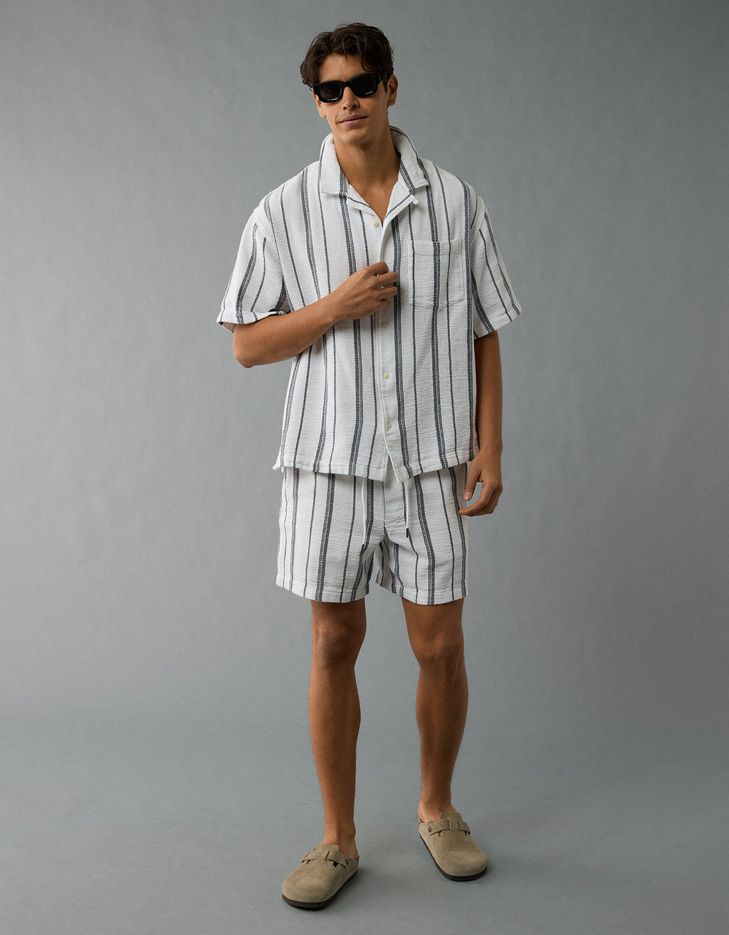 AE Camisa Rayada con Botones - Blanco 2154_2760_100_of