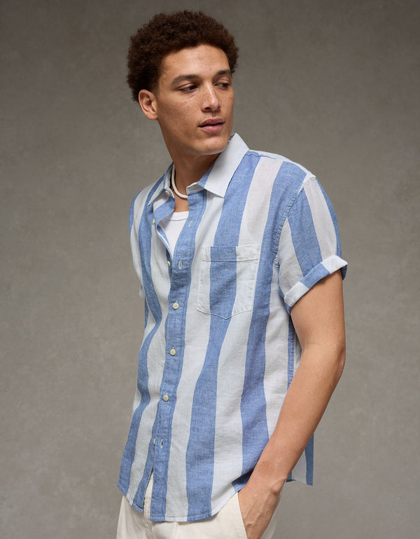Camisa de lino con botones de ajuste estándar. - Azul