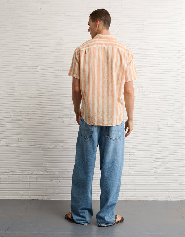 Camisa de lino con botones de ajuste estándar. - Naranja