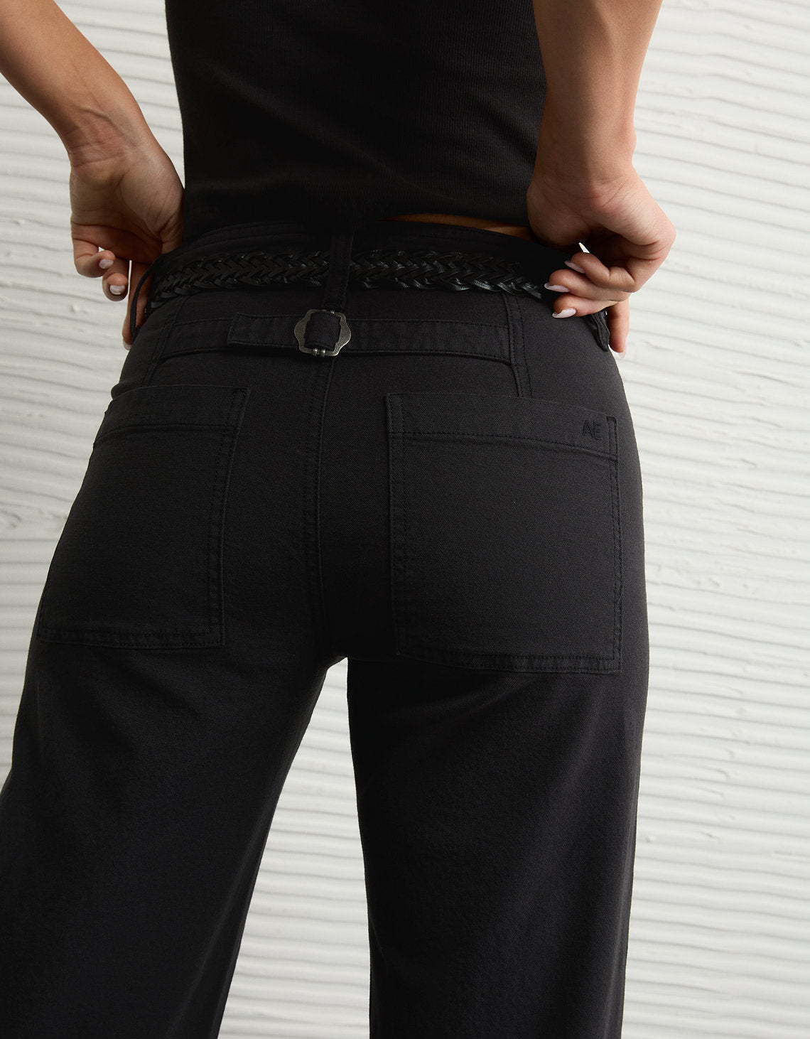 Pantalón Stovepipe Ae - Negro 2325_5489_016_d2