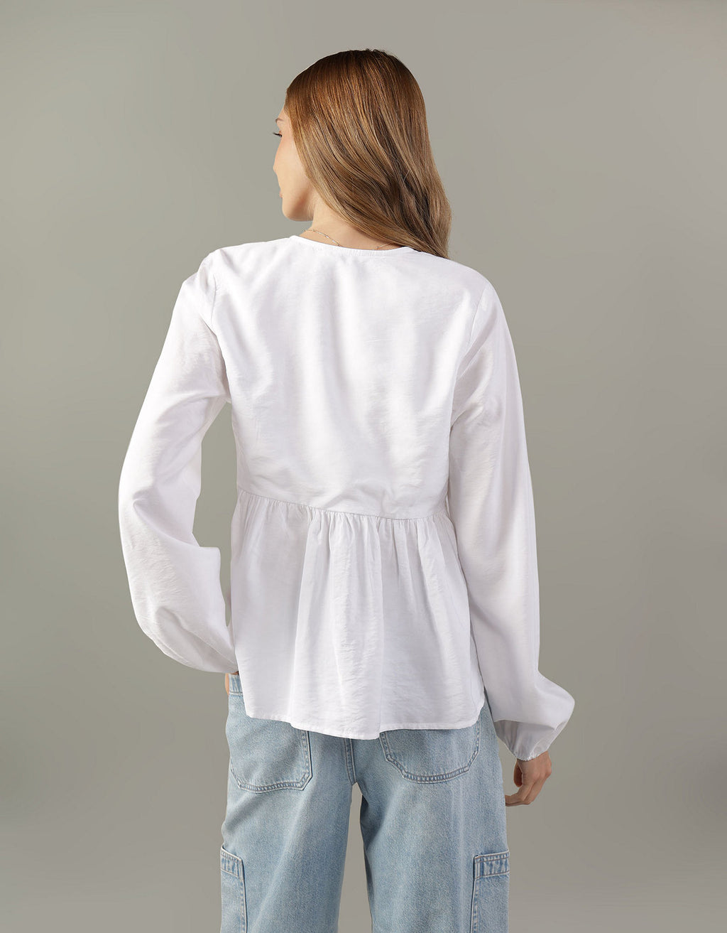 Blusa Ae con nudo al frente - Blanco 2351_5509_100_ob