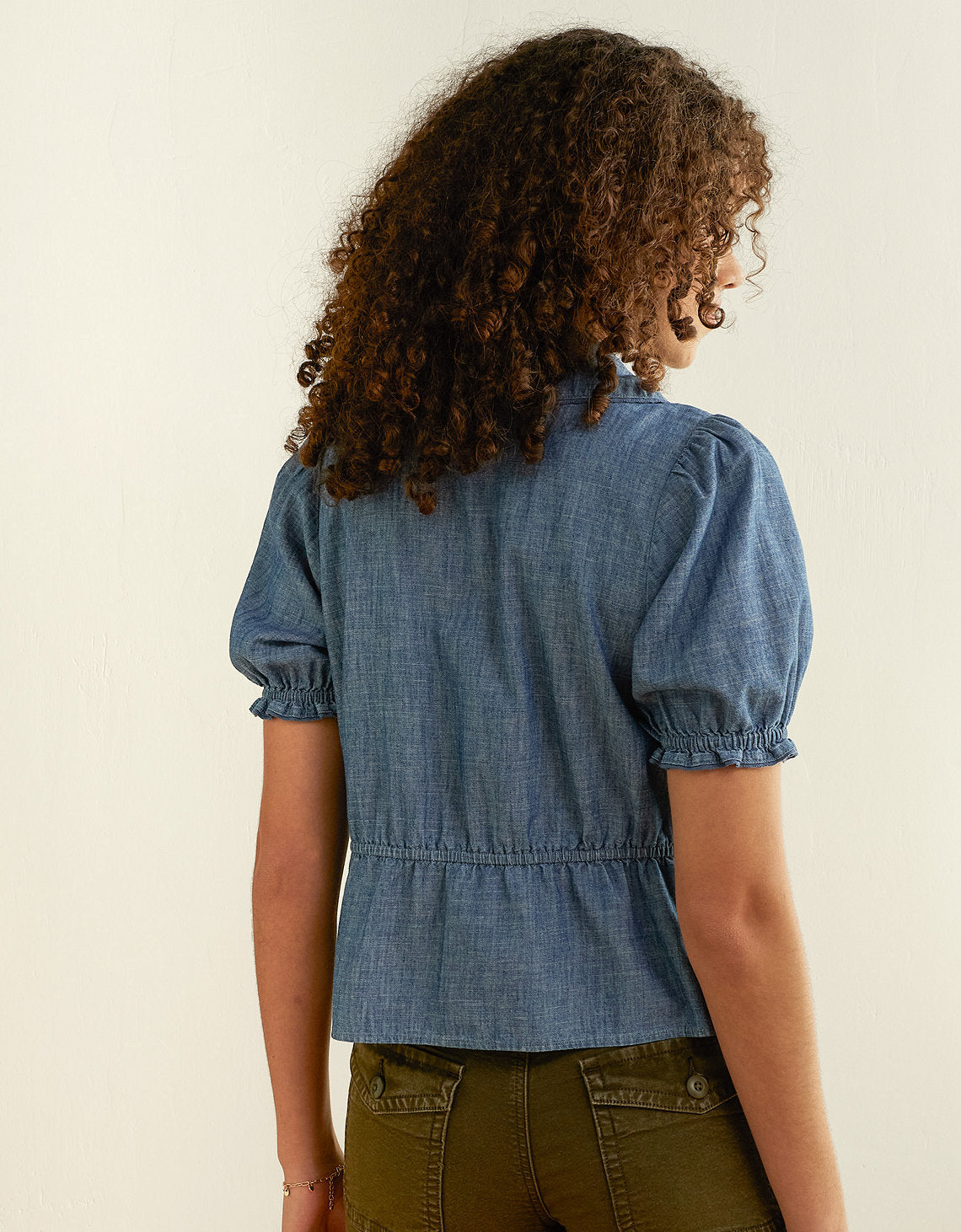 Top de manga abullonada de chambray - Azul 2351_7066_936_ob