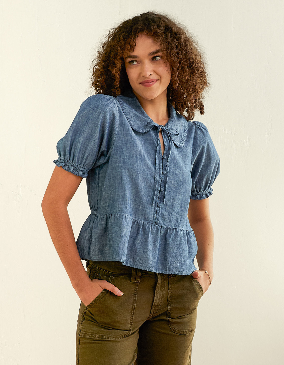 Top de manga abullonada de chambray - Azul 2351_7066_936_of