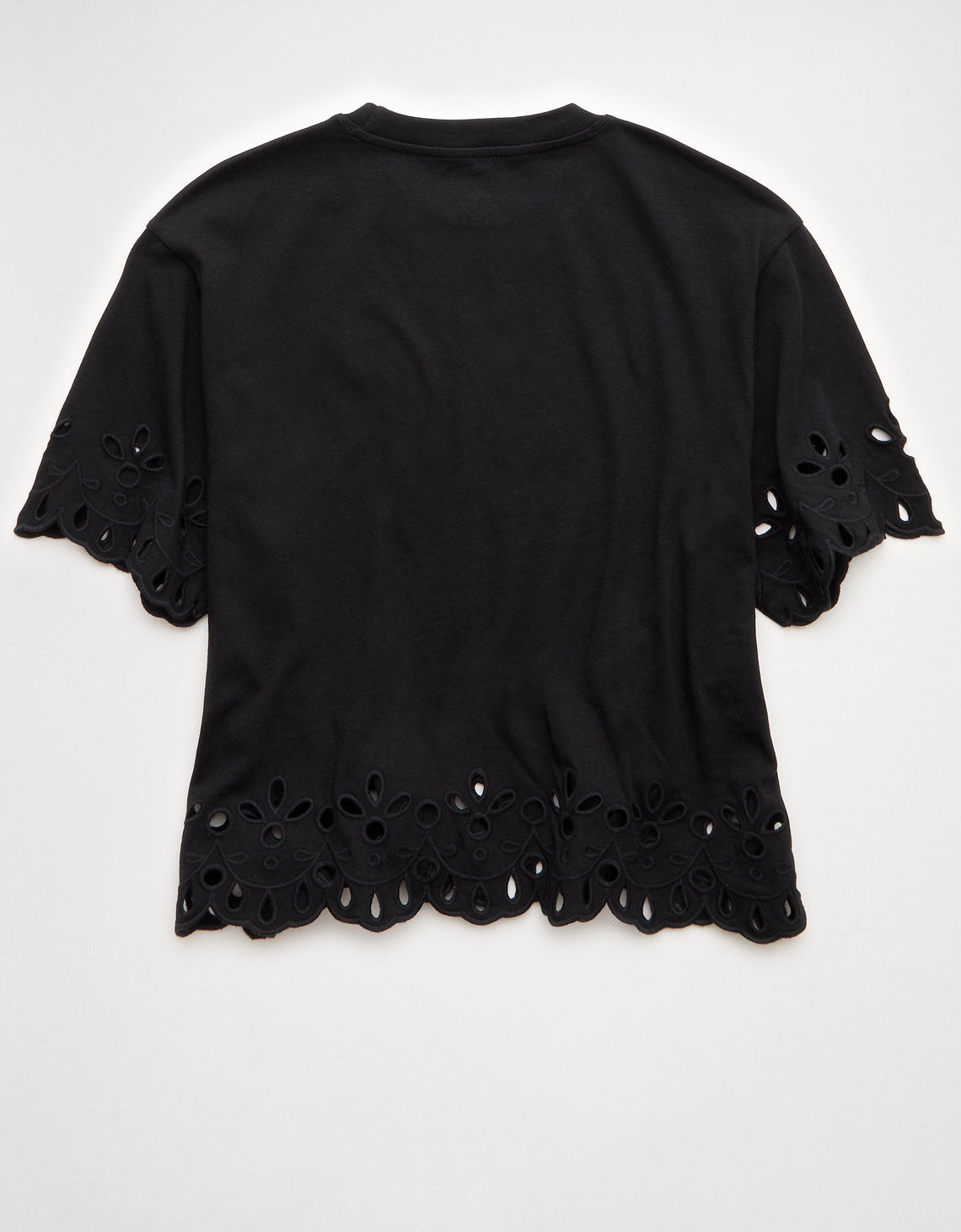 Camiseta Boxy Oversized con Ojal Ae - Negro 2372_1112_073_b