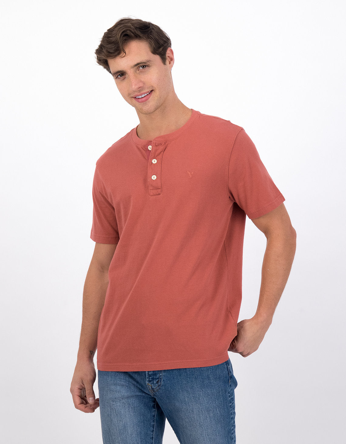 Camiseta cuello Henley manga corta Hombre AE - Café 4165_1740_812_of