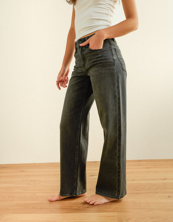 Jean AE Stretch de pierna recta de tiro alto. - Negro