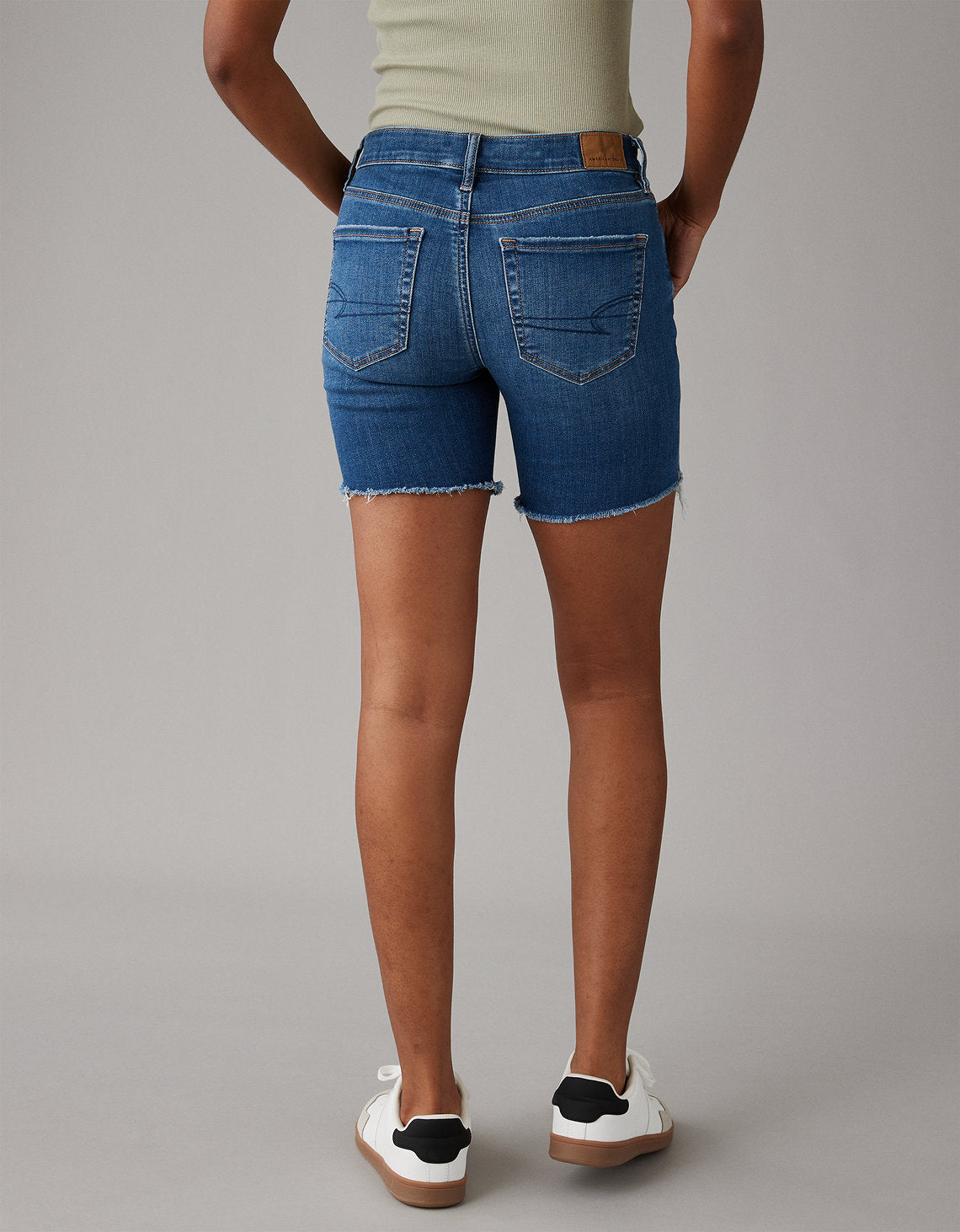 Bermuda skinny en denim Ae - Azul 6332_7790_965_ob