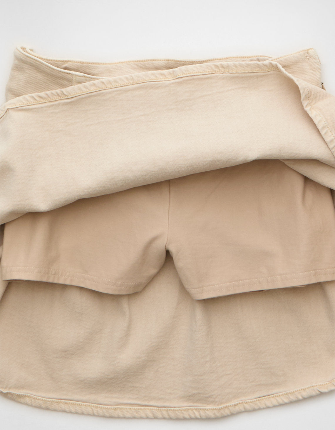Falda pantalón mini de cintura alta Ae Stretch - Blanco 9332_5398_141_d1