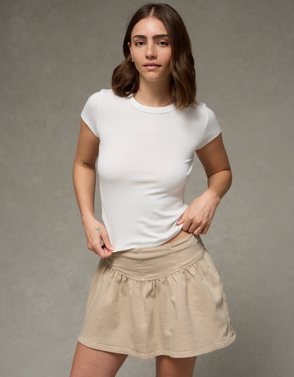 Falda pantalón mini de cintura alta Ae Stretch - Blanco 9332_5398_141_d2